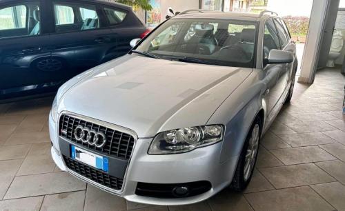 Audi A4 S-Line 1