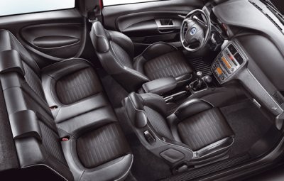 fiat_grande_punto_interni_pelle